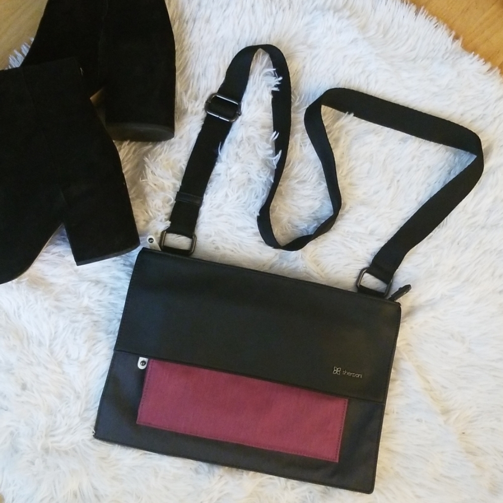 Sherpani Viso Crossbody Slim Organizer Purse Bag